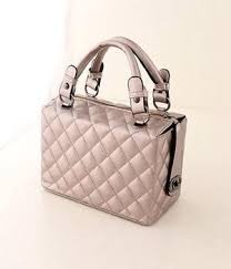 Kami adalah produsen tas pesta wanita terbaru handmade asli buatan tangan sendiri yang diproduksi sangat terbatas, sehingga produk kami tidak pasaran dan sangat ekslusif bagi siapapun yang memakainya. Jual Tas Import Smk20618 Coffee Gold Tas Fashion Tas Wanita Tas Slempang Model Tas Terbaru Tas Wanita 2016 Tas Branded 20 Fashion Bags Dior Bag Lady Dior Bag
