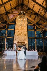 First Dance Winter Wedding Reception Christmas Wedding Reception Lodge Wedding Reception Winter Wedding Receptions Dfw Wedding Venues Wedding Venues