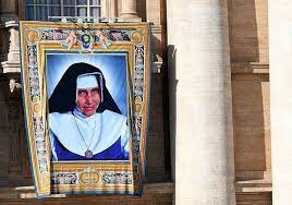 E para recordar esse 13 de outubro de 2019, fieis católicos e devotos da primeira santa brasileira se reuniram no seu santuário, localizado na cidade baixa. Irma Dulce Teve A Terceira Canonizacao Mais Rapida Da Historia Da Igreja