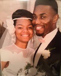 🌹Wishing us a happy 34th wedding anniversary, EST: 8.18.90🌹