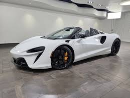 Image result for Pearl Laren Pure Red 2003 McLaren