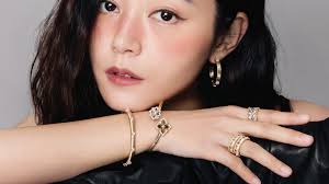 Cartier Pays Tribute To Iconic Panthère Watch in Hong Kong