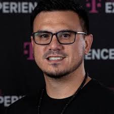 Christopher Moreno (@MorenoForReal)