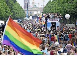 Jun 25, 2021 · csd in israel erste pride parade seit beginn der pandemie: Vw Ist Mit Eigenem Truck Beim Berliner Csd Dabei
