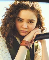 Hannah Riley's Instagram, Twitter & Facebook