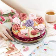 ¡sumérgete en un mundo de sabor y placer!. Cake Brochure Singapore