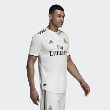 Real madrid home kit 14/15 vs real madrid home kit 18/19. Real Madrid Kit 201819