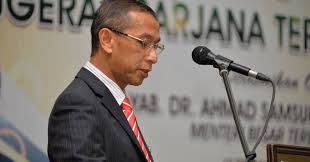 Untuk makluman, yayasan terengganu mempelawa kepada pelajar yang berkelayakan untuk memohon biasiswa yayasan terengganu bagi pengajian peringkat diploma, asasi dan ijazah tahun 2020. Yayasan Terengganu Tawar 15 Peratus Diskaun Pinjaman