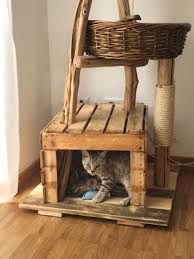 Zufriedene Schnurrer Naturholzbaume Fur Katzen Kratzbaum Katze Kratzbaum Katzen Zeug