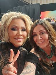 Jelly Roll and Lainey Wilson during the halftime show was great! Awesome  surprise! 🖤🖤🖤 Loved how jelly showed tribute to Bunnie Xo also! Love  their love! Happy Thanksgiving! 🦃