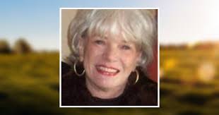 Kitty Thompson's Instagram, Twitter & Facebook