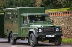 „čt24 se bude pohřbu prince philipa věnovat v sobotu ve vysílání průběžně po celý den, hosty vysílání budou například bývalá první dáma dagmar havlová nebo český velvyslanec v londýně libor sečka. 1qrbg83wl490wm