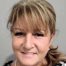 Abigail Needham (@floneedham)