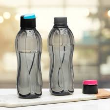 Nurturing a better future and changing lives through innovation, sustainability and entrepreneurship.#notimetowaste. Tupperware Kitchen Containers Buy Tupperware Kitchen Storage In India Flipkart Com