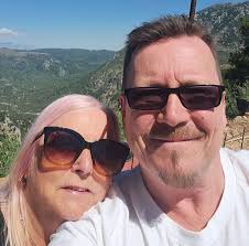 Well...in 47 years of hairdressing I've never stabbed myself accidentally  with scissors🤦‍♀️...I've been very lucky...back at work