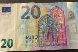 Moin biete hier einen seltenen 20 euro schein mit der unterschrift von christine lagarde an bei. Wenn Ein 20 Euro Schein Dieses Merkmal Aufweist Ist Er 400 Euro Wert