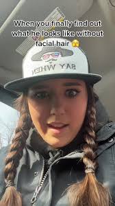 Taylor Brownlee (@bluecollarbratt)