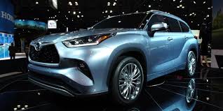 The package includes adaptive cruise control. Toyota Highlander 2020 Se Presenta Totalmente Renovado Motor Y Racing