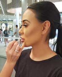 Mar 09, 2018 · using a small blending brush, like the wet n wild crease brush, trace a line down each side of your nose, lightly blending down to the tip of your nose, then back up until you almost hit the edges. Cheek Fillers Sydney Experienced Doctors Only The Manse