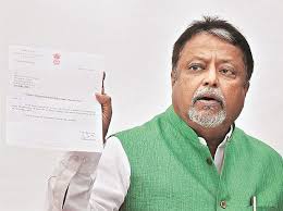 Mukul roy, who joined the bjp with much fanfare has returned to trinamool congress. Pm Modi Dials Bengal Bjp Leader Mukul Roy Amid Buzz Over His Return To Tmc Business Standard News