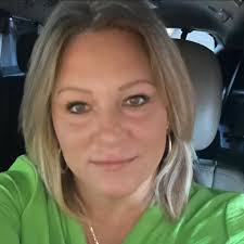 🎈HAPPY BIRTHDAY🎈 to the newest addition in our office, Sandra Tejada! We  hope you have an amazing day filled with all of your favorite things. We  can't wait to spend this next