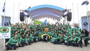 Sua melhor conquista foram três medalhas nos jogos olímpicos de 2016 no rio de janeiro: Isaquias Queiroz Pan 2019