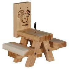 Picnic Table Squirrel Feeder This One Looks Simple To Make Too Squirrel Feeder Picnic Table Picnic Table Plans