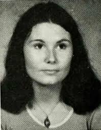 Robin Lynn Emmons Marshall, Class of 76, passed away 11/12/22 from a short  battle with an aggressive cancer. She will be fondly remembered by her son  her daughter, 7 grandchildren and 1 great grandson.