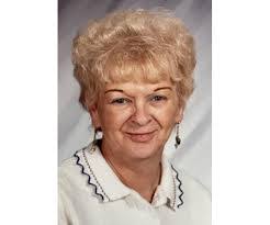 Carolyn Watford's Instagram, Twitter & Facebook