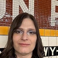 Robin Sweeney's Instagram, Twitter & Facebook