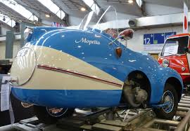 Eine Von Andy Carter Gefertigte Mopetta Replika Bei Der Techno Classica 2018 In Essen Motorfietsen