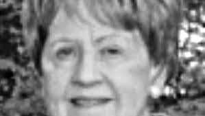 Jeanette Hadley's Instagram, Twitter & Facebook