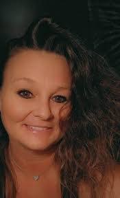 Angela Harville's Instagram, Twitter & Facebook