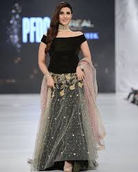 Black And Gold Party Dress Pakistani Latest Pakistani Wedding Party Wear Dresses 2017 For Women Party Wear Dresses Pakistani Bridal Dresses Pakistani Outfits