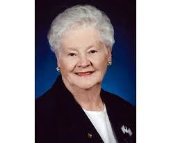 Ellen Julius's Instagram, Twitter & Facebook