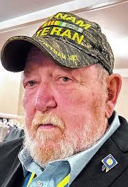 Lindsey Mcphail's Instagram, Twitter & Facebook