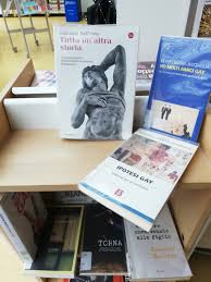A renderlo noto, nella giornata mondiale conto l'omofobia che si celebra oggi 17 maggio, è l'onu, il cui direttore esecutivo del programma contro l'aids, gunilla carlssong ha dichiarato: Giornata Mondiale Contro L Omofobia In Biblioteca Scaffale Tematico Comune Di Castel San Pietro Terme Bo