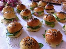 Mini Hamburger Maison Jambon Emmental Recette Ptitchef Recette Mini Hamburger Apero Mini Hamburgers Alimentation