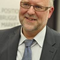 10 "Willy Decker" profiles