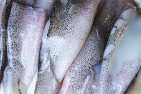 Importante è prestare attenzione al tempo e tipo di cottura per evitare che risulti poco tenero. Come Pulire I Calamari Totani O Seppie A Casa Senza Difficolta