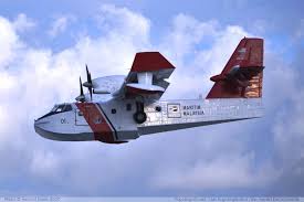 The coast guard employs various small arms including handguns, shotguns, rifles, and machine guns. Canadair Cl 415mp Malaysia Maritime Enforcement Agency Mmea Registrierung M71 01 Seriennummer 2068 Copyright Hartmut Ehlers Foto Id 2947 Flugzeuginfo Net