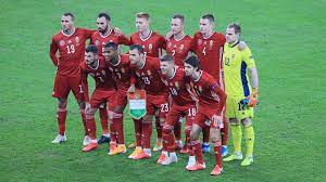 A francia válogatott keretébe 2015 derekán került be először, de első pályára lépésére egészen 2019. A Vilagbajnok Francia Valogatottnak A Velencei Tonal Lesz A Szallasa Az Eb Ideje Alatt Az Online Ferfimagazin