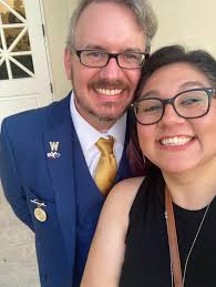 Does anyone play Mindcraft