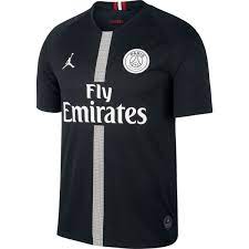 Nous venons de chine, a commencé en 2011, nous sommes des fournisseurs professionnels de maillots. Buy T Shirt Psg Noir Cheap Online