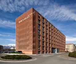Is an italian holding company for the banca sella group (italian: Sella Scommette Sulle Startup Tecnologiche Milanofinanza It