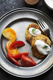 Pe masura ce aceasta reteta este preparata de mai multe ori, fiecare persoana va descoperi ca se poate juca cu. Cele Mai Bune 20 Retete De Chiftele Vegetariene De Pe Net De Post Retete Vegetariene