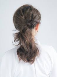 30代 40代に似合う大人のこなれ一つ結びアレンジ ヘアスタイリング ロングヘア ヘアアレンジ