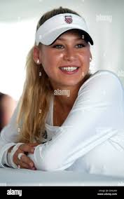 Tennis anna kournikova hi-res stock photography and images