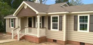 First Time Homeowner 3 Exterior Makeover Today S Homeowner Mobile Home Exteriors Exterior Paint Colors For House House Exterior