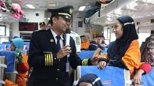 Gaji pegawai pt kai gaji polsuska kereta api pegawai pt kai gaji . Buruan Daftar Kai Buka Lowongan Kerja Untuk Lulusan Sma Hingga S1 Bisnis Liputan6 Com